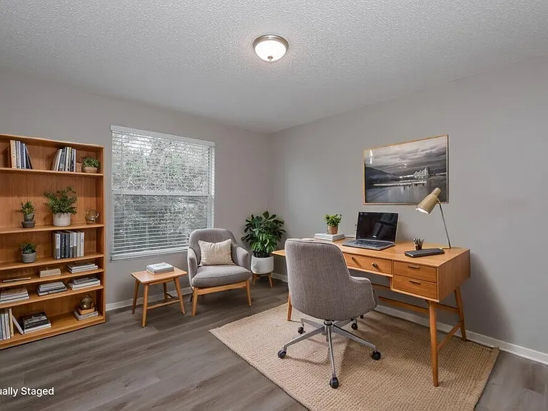 13423 Beechberry Dr — Photo 17