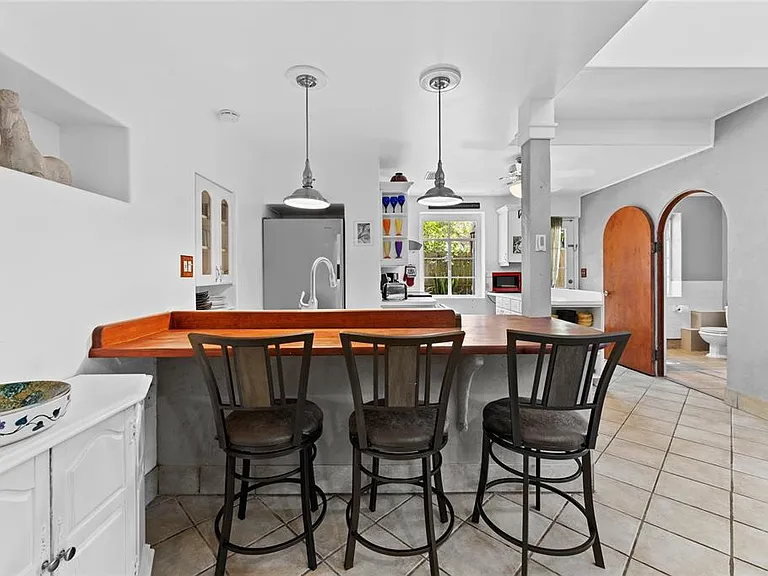 515 Crystal Beach Ave — Photo 10