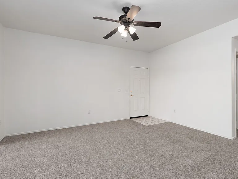 1050 E Cactus Ave #1101 — Photo 7