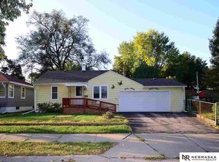 6639 Bedford Ave, Omaha, NE 68104