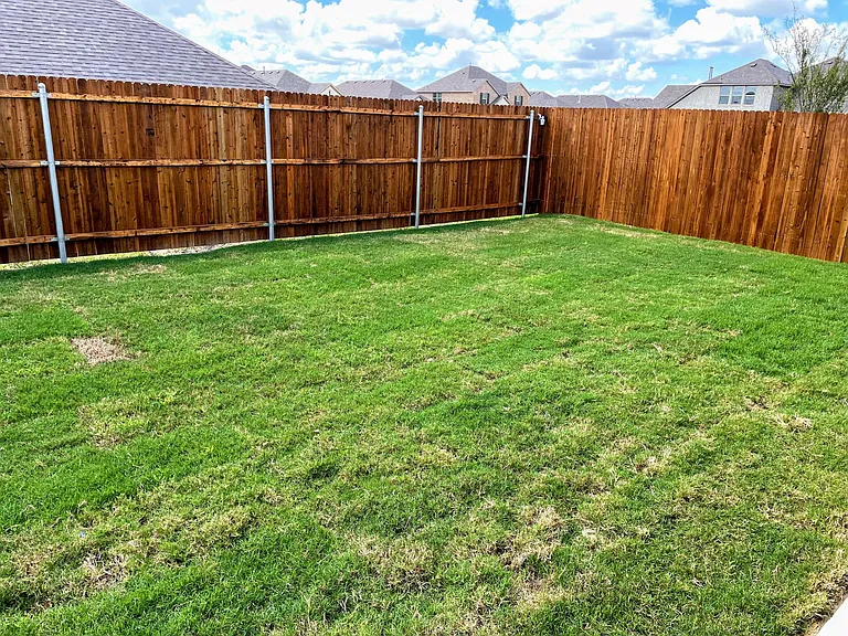 810 Mildren Ln — Photo 27