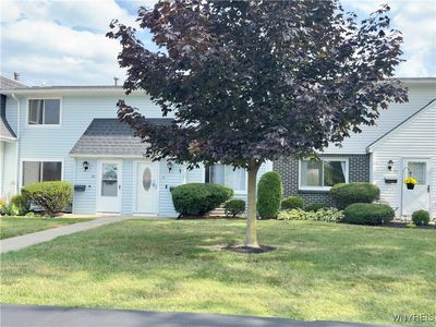 22 Parkview Ct, Lancaster, NY, 14086