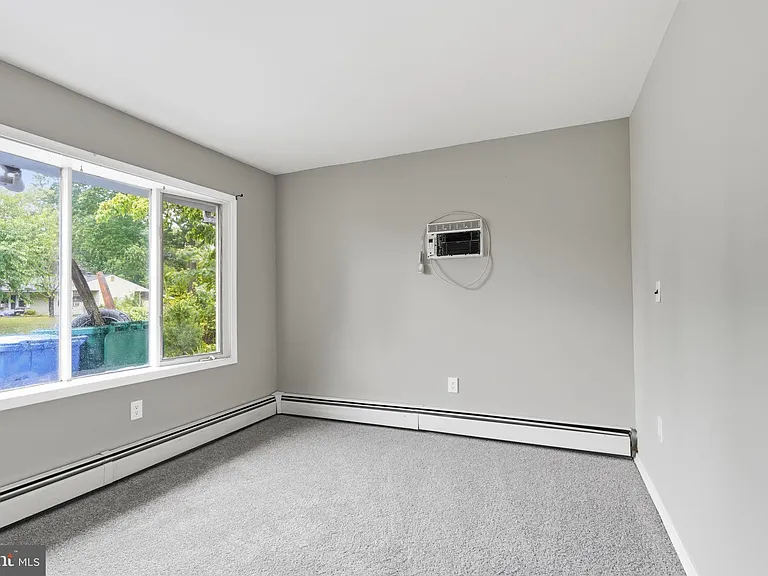 65 Orchard Ln — Photo 13