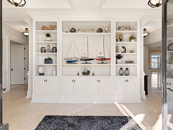 5th image of 316 Yacht Club Ln