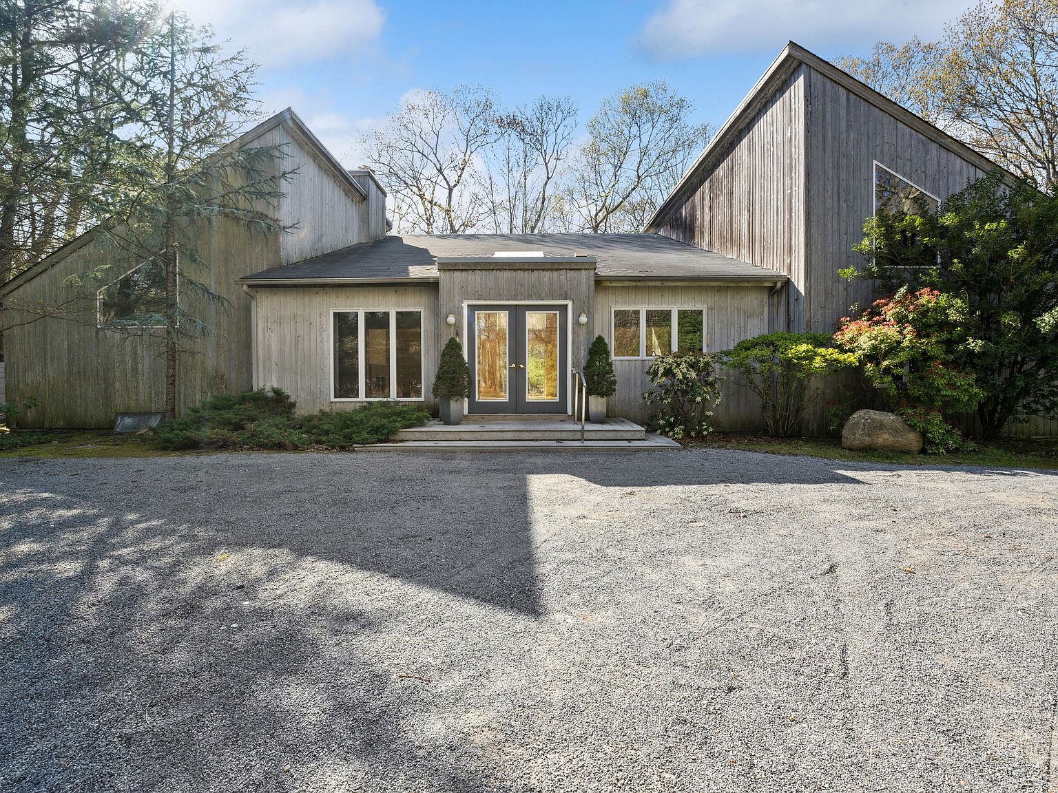16 High Point Rd, East Hampton, NY 11937 Zillow