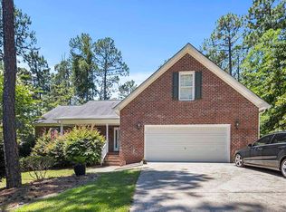 84 Lakeforest Ter, Sanford, NC 27332
