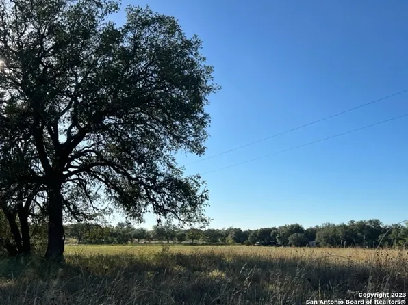 10392 W FM 476, Poteet, TX 78065