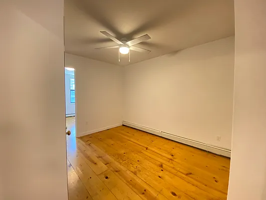 Rented by Realty Collective | media 6