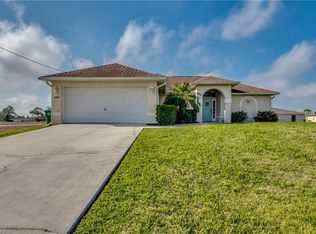 2404 NW 29th Ter, Cape Coral, FL 33993