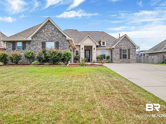3rd image of 2590 Ocala Dr