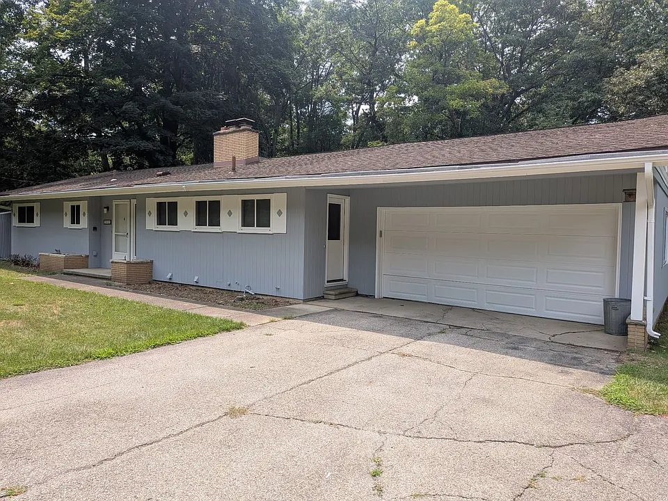 2855 Whippoorwill Ln