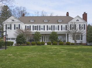 15 Elm Ln, Shrewsbury, NJ