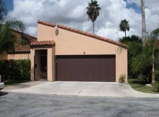 8 Waterford Ln, Brownsville, TX 78526