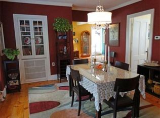 22 Walnut St, Holden, MA 01520