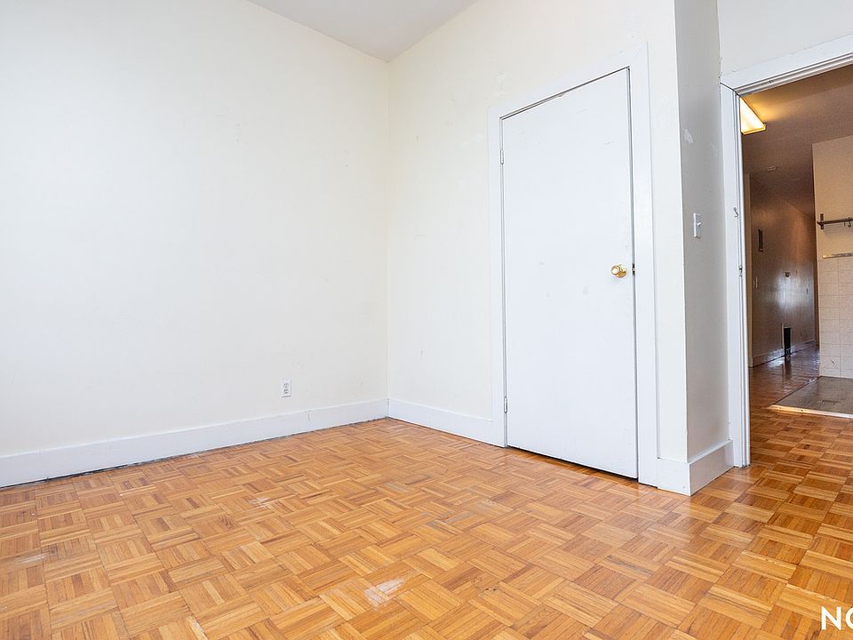 1st image of 72 Bleecker St #3D