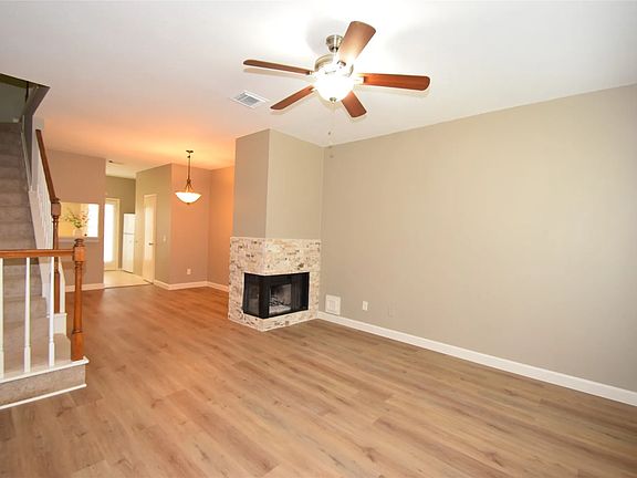 5th image of 2930 Grants Lake Blvd APT 1903