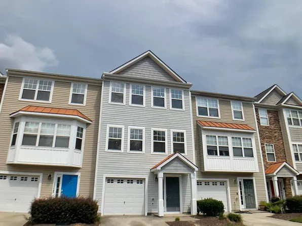 1504 Haywards Heath Ln, Apex, NC 27502