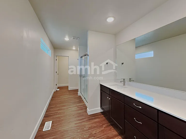 9291 W Wabash St — Photo 11