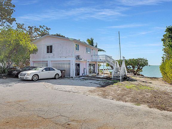 5th image of 100 Point Pleasant Dr