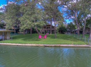 496 Turtle Ln, Seguin, TX 78155