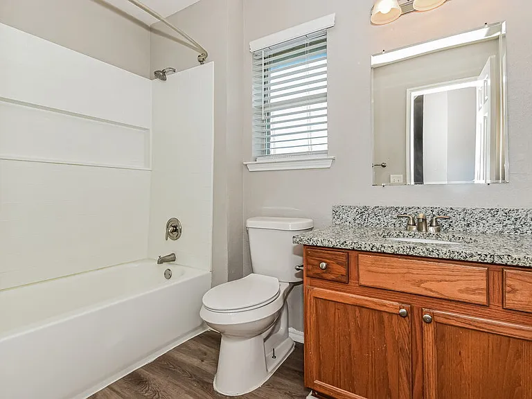 309 Cobblestone Dr — Photo 16