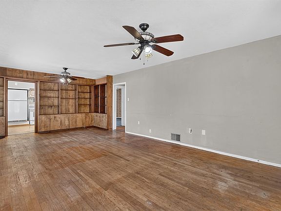 5th image of 1046 E Lander St