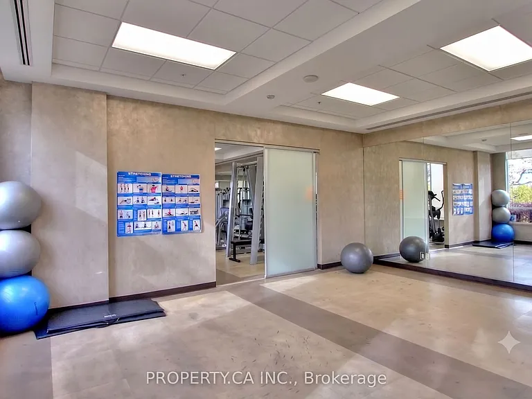 85 N Park Rd #807 — Photo 17