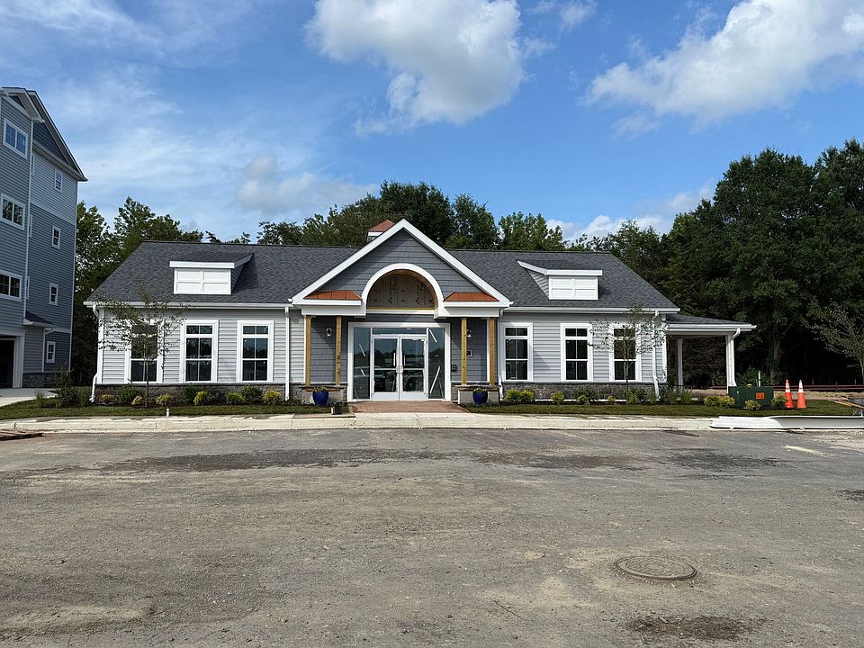 Promenade at Easton Leasing Office & Clubhouse