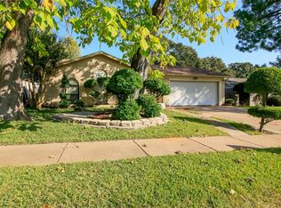 7505 Acapulco Rd, Fort Worth, TX 76112