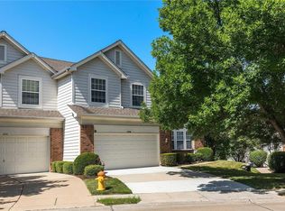 109 Chesterfield Bluffs Dr, Chesterfield, MO