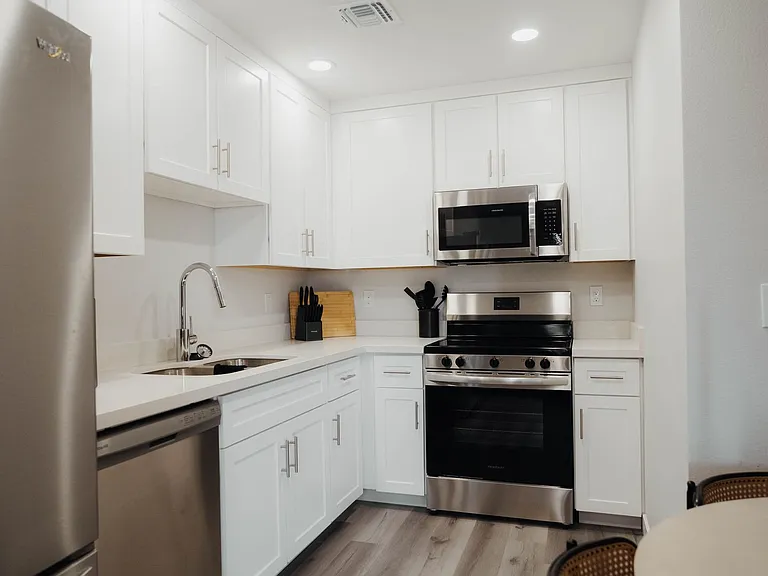 Beautifully Designed 3-bedroom 2-bathroom Home — Photo 16