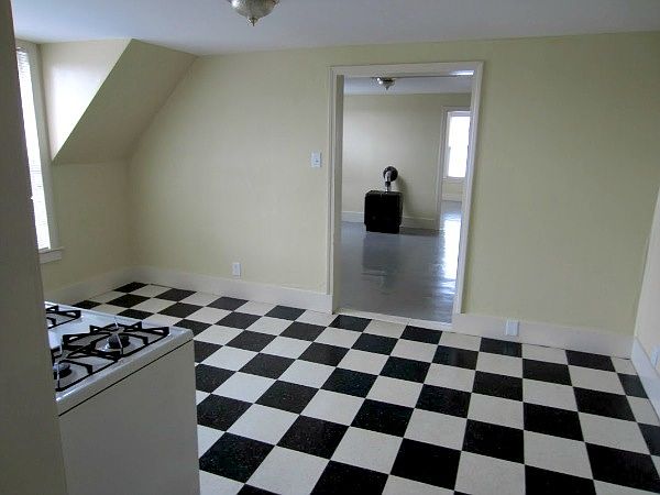 New Paint Throughout!