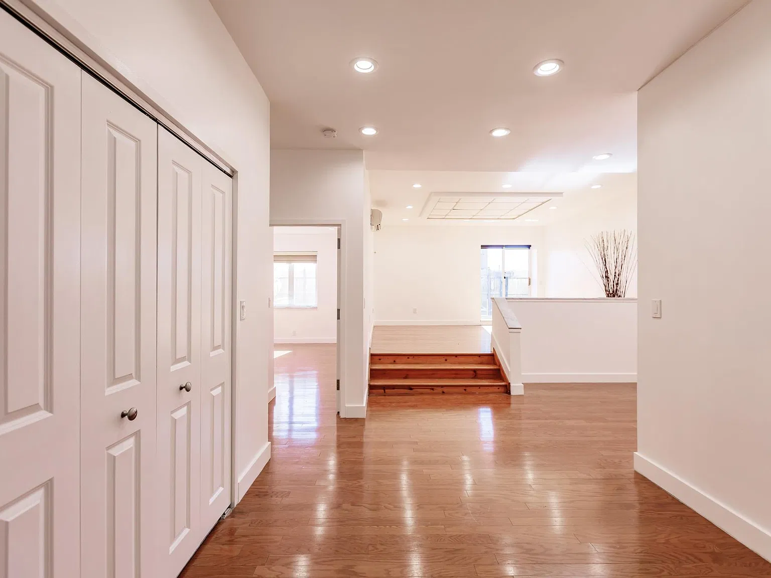 2 bed, 1228 sqft, $3,400 — Photo 2