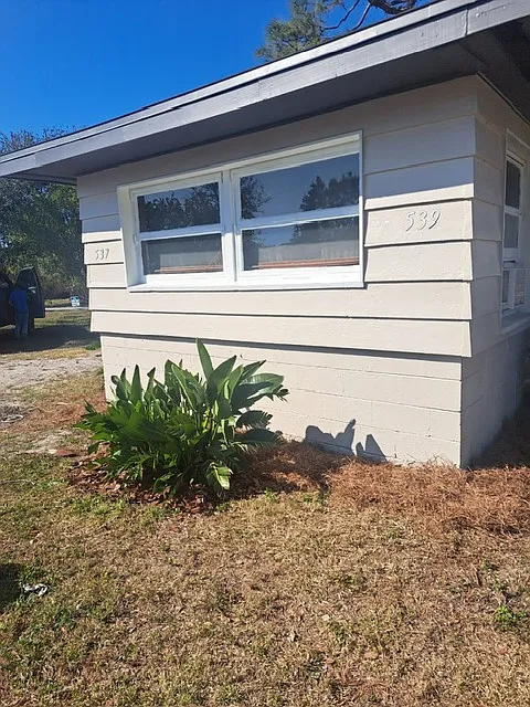 2 bed, 1000 sqft, $1,800 — Photo 2