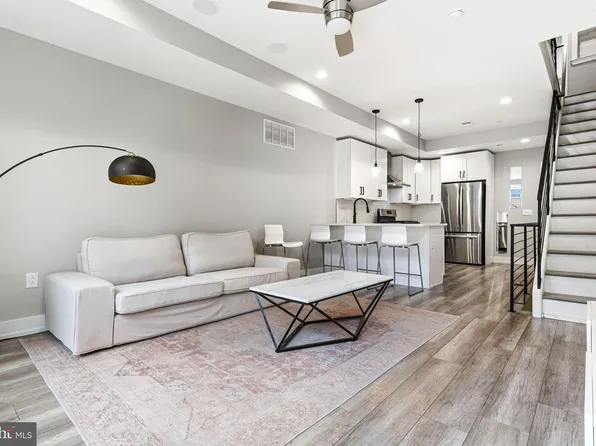 1640 Edgley St, Philadelphia, PA 19121