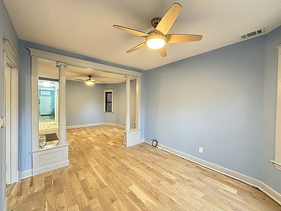 2nd image of 3245 N Lakewood Ave #2C