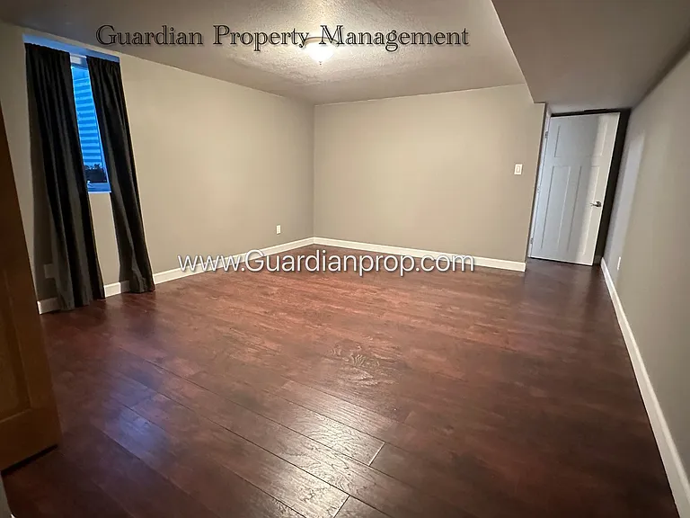 3304 Skyview Dr — Photo 25