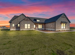 12108 Magma Ct, Krum, TX 76249