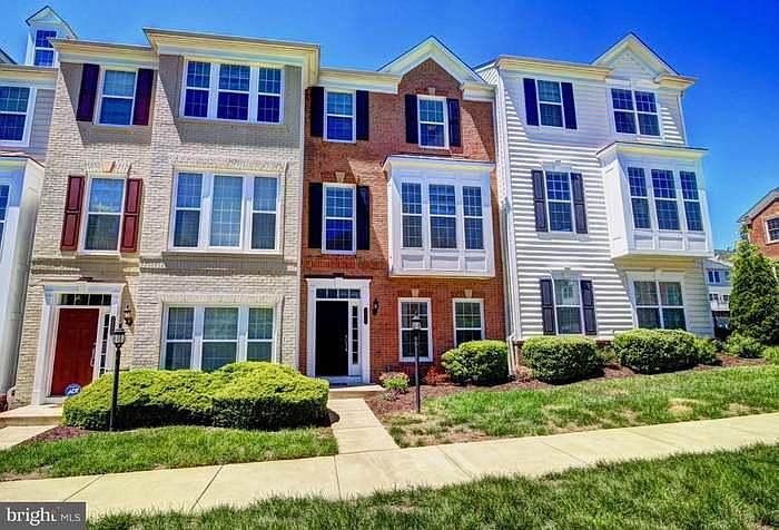 1st image of 14648 Crossfield Way