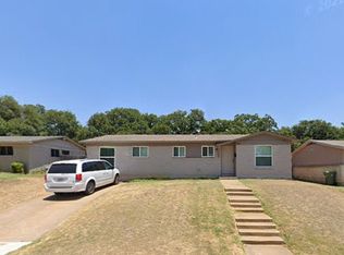 2003 Alan A Dale Rd, Arlington, TX 76013