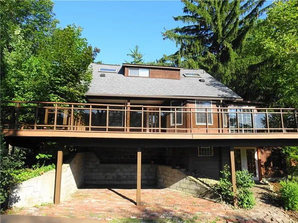 1204 County Home Rd, Greensburg, PA 15601