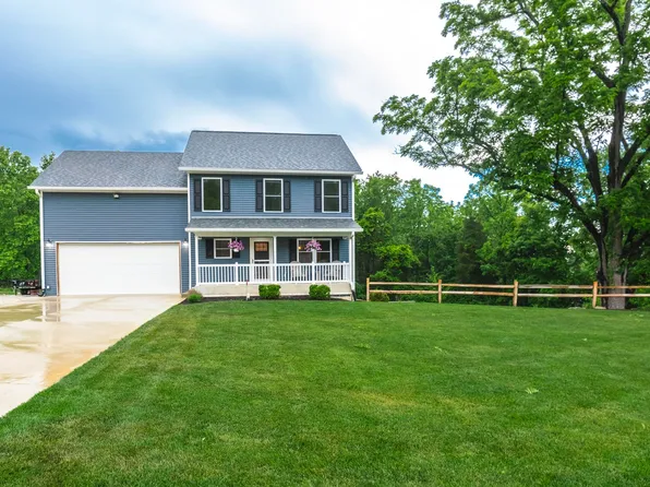 1256 E Zinnia Dr, Bloomington, IN 47401