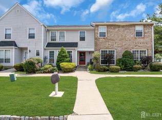 200 Franklin Pl, Marlboro, NJ 07746