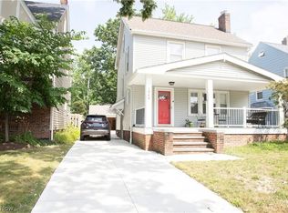 1945 Staunton Rd, Cleveland Heights, OH 44118