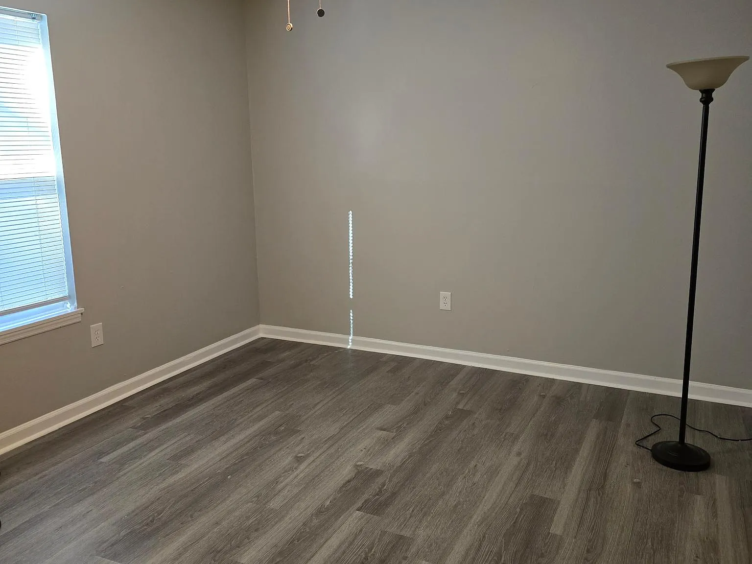 2 bed, 1064 sqft, $1,350 — Photo 4