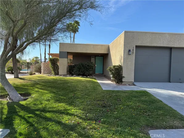 1457 Sunflower Cir N, Palm Springs, CA 92262