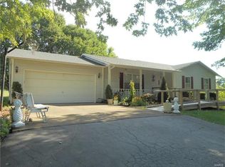517 Sherwood Ln, Farmington, MO 63640
