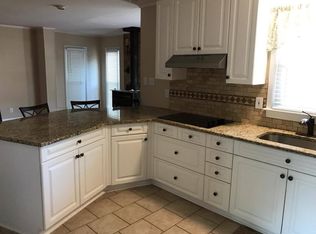 201 Alexander Dr, Warner Robins, GA 31093