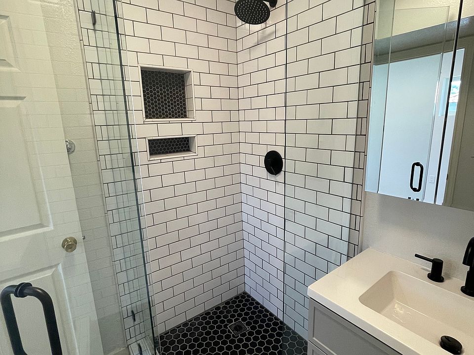 2nd image of 22002 Prairie St #22000