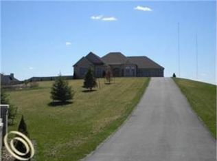 4860 Wright Rd, Milan, MI 48160